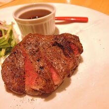 宮崎牛のポワレ