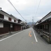 見学できる旧宅も多いエリア