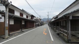 見学できる旧宅も多いエリア