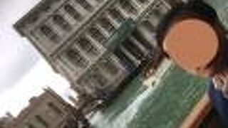 ベネチア大学の近くの美術館