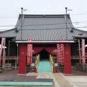 尾張四観音の一つ笠覆寺（通称笠寺観音）、節分では豆まきで賑わう