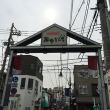 賑やかな商店街