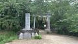 城山稲荷神社です