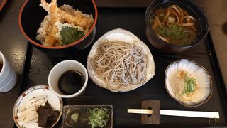 京都植物園近くの綺麗なお蕎麦屋さん