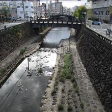 連なる石橋