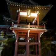 高台にあるこのお寺の舞台からの眺めが良い