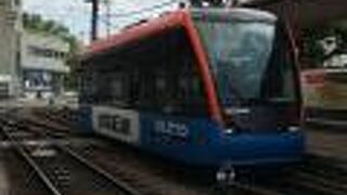 市内観光には路面電車が便利