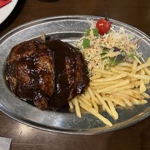 ダイナソーBBQ グリル：2980円    