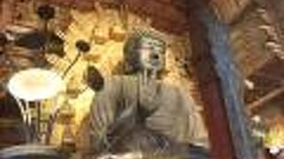 大仏のある建物