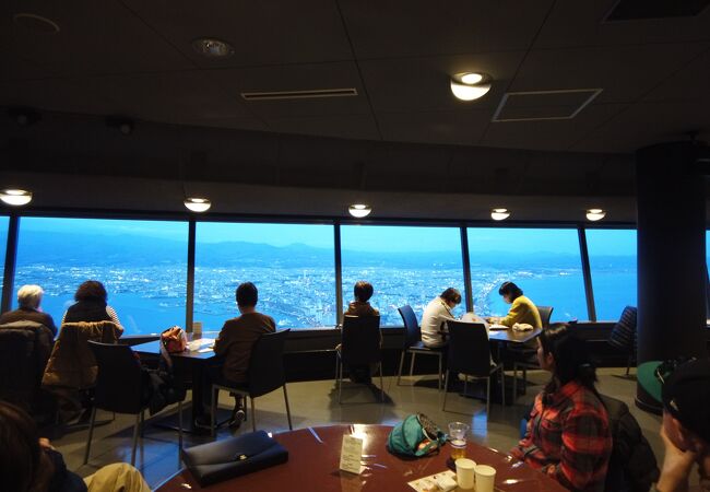 函館の街を一望！山頂にある穴場のレストラン！