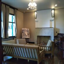 エリスマン邸の館内