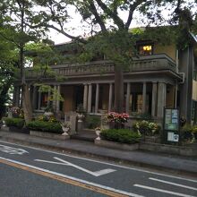 山手２３４番館