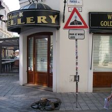 コスプレイヤーがいないチュミル像