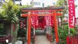 狐の行列が行われる神社