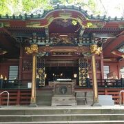 関東稲荷総社の格式ある神社