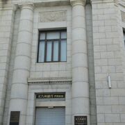 銀行の建物