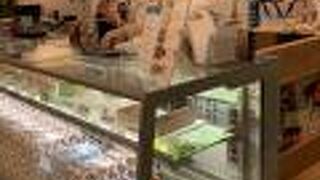 西武池袋本店　の　Tops