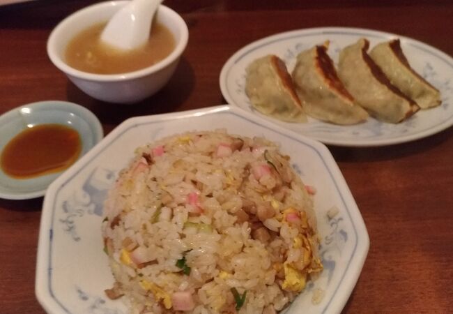 餃子が美味しい街中華