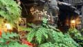 神保町の路地裏喫茶店