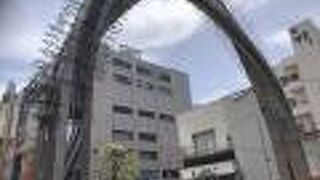 静岡タウンのメイン通りの一つ