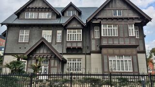 歴史を感じる建物