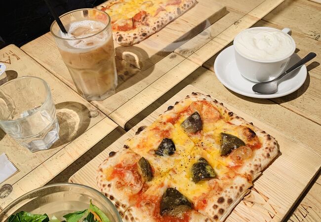 A PIZZA　お手軽ランチにいいかも