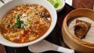 サーラータン麺は美味しくて辛め