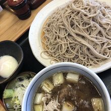 つけ汁は熱々！