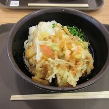 かき揚げぶっかけうどん