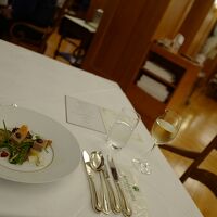 ディナーの際に頼んだ鶴沼のグラスワインも、また美味しかった！