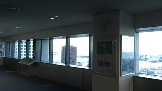 神戸市役所1号館24階展望ロビー