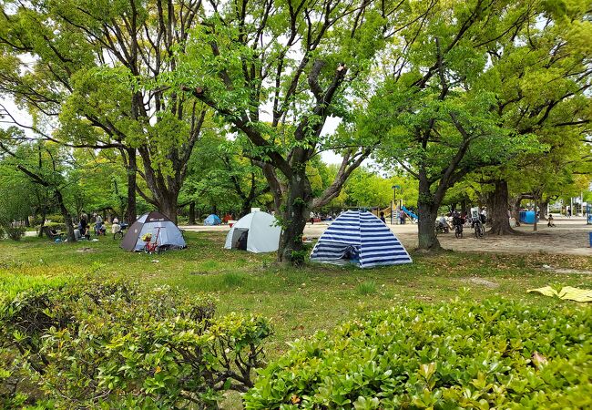 テントを張って、一日のんびり…