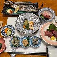 料理がとても美味しいです。