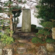 姉川古戦場、〝姉川戦死者之碑〟新庄直知揮毫。。