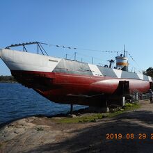 小型の潜水艦です