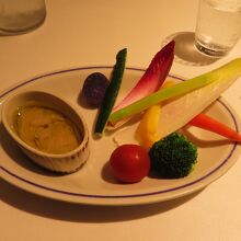 オリーブオイルの中のソースがとても美味しかった