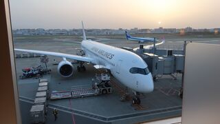 搭乗前にゆったり寛げます