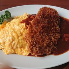 卵も、ご飯も、とんかつも美味しかったです。