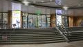 店舗によって異なる営業時間