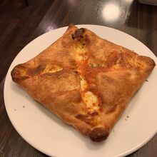 ミートソースとマッシュポテトのキッシュ