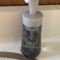 あるじゃないですか！　お部屋に　泡ハンドソープ