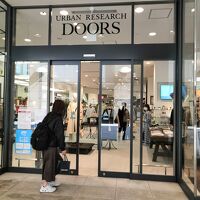 アーバン リサーチ ドアーズ URBAN RESEARCH DOORS (なんばパークス店)