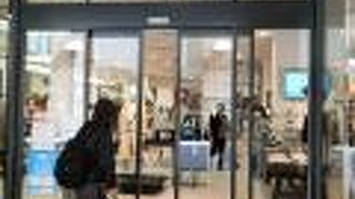 アーバン リサーチ ドアーズ URBAN RESEARCH DOORS (なんばパークス店)