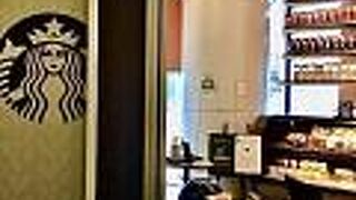 閉まっている売り場があった