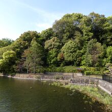 孝元天皇陵と石川池