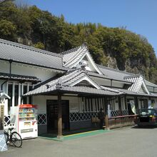 豊後高田駅構内にあります