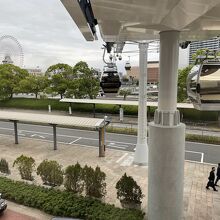 YOKOHAMA AIR CABIN桜木町駅付近の様子