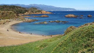 晴れていれば青い海に伊豆七島の景色も楽しめます