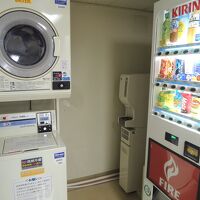 自販機　コインランドリー　アイスサーバー