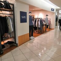シップス SHIPS (なんばパークス店)